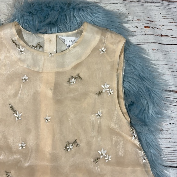 Mable Tulle Bottom Shift Floral Top In Cream Beige - Picture 7 of 8